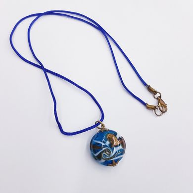 Колье подвес, из лемворка и шелкового шнура, длина изделия около 54 см, колье, ожерелье, синее