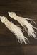 Серьги кисти из перьев с основой вышивкой из чешского стекла и хрусталя, длина изделия около 15 см, бежевые