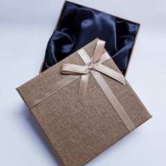 Подарочная коробочка для украшений, 90*90*22 мм, с атласным бантом, коричневая