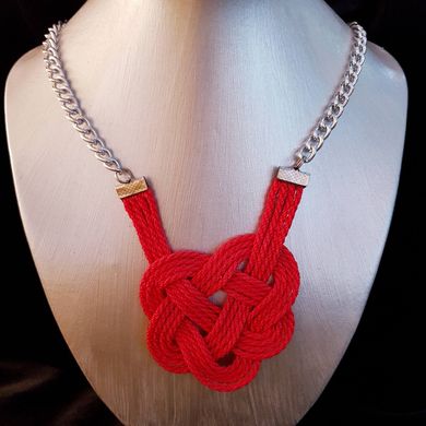 Колье из шнура и цепи, длина изделия ~ 65 см, японский узел, ожерелье, красный