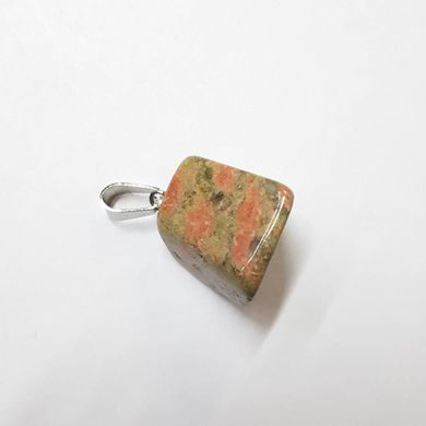 Кулон из унакита 19*16*16 мм, из натурального камня, подвеска, украшение, медальон, хаки с розовым.
