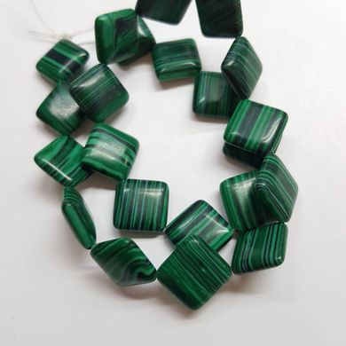 Малахит прессованный бусины длина~ 18 мм, сторона ~14 мм, натуральные камни, поштучно, зеленые