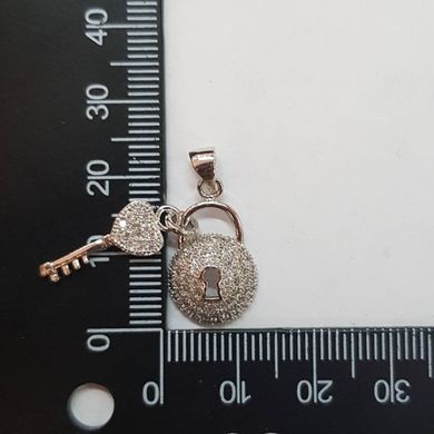 Кулон металлический, ~27*18*4 мм, из медицинской стали, подвеска, украшение, медальон, с белыми стразами
