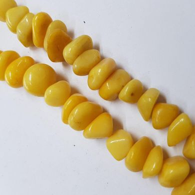 Самоцвет прессованный окрашенный бусины ширина 10-20 мм, длина нитки 46 см, крошка, натуральные камни, желтый