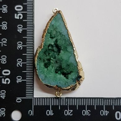 Коннектор из кварца 50*28*11 мм, друз из натурального камня в металлическом обрамлении, подвеска, украшение, медальон, зеленый