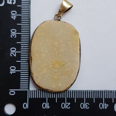 Кулон из кварца 38*37*7 мм, друз из натурального камня, подвеска, украшение, медальон, персиковый с белым