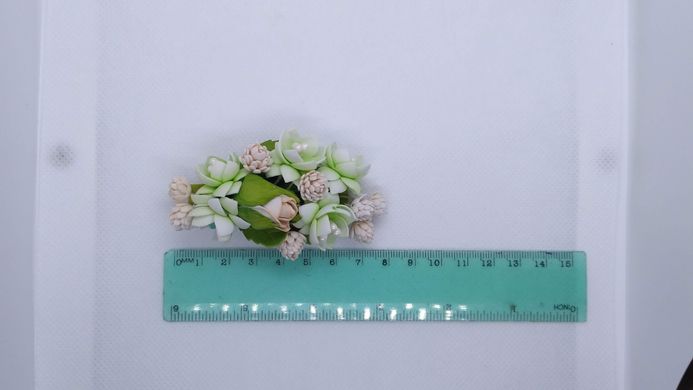 Заколка для волос, 59 мм, цветы из фоамирана, айвори, с мятными и бежевыми цветами