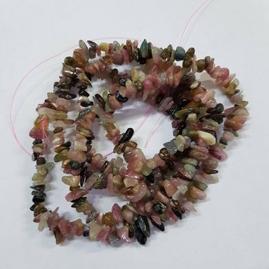 Турмалин натуральный бусины ширина 4-10 мм, длина нитки 45 см, крошка, натуральные камни, бледно-розовым  с коричневым