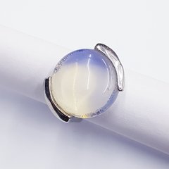 Кольцо с натуральным лунным камнем, на металлической основе, мельхиор, светло-голубой