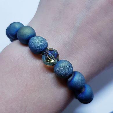 Браслет из натуральных камней, с кварцом и чешским стеклом, синий