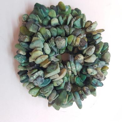 Хризоколла натуральная бусины ширина 4-15 мм, длина нитки 44 см, крошка, натуральные камни, зеленая