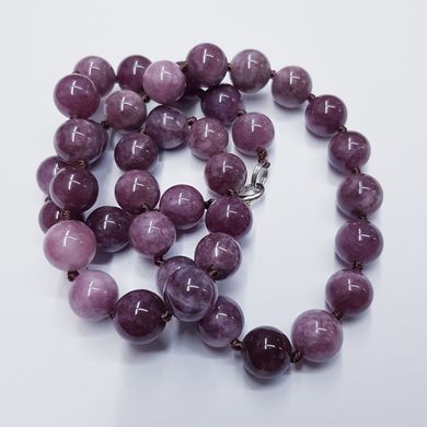 Лепидолит бусины 8 мм, натуральные камни, поштучно, фиолетово-бежевый